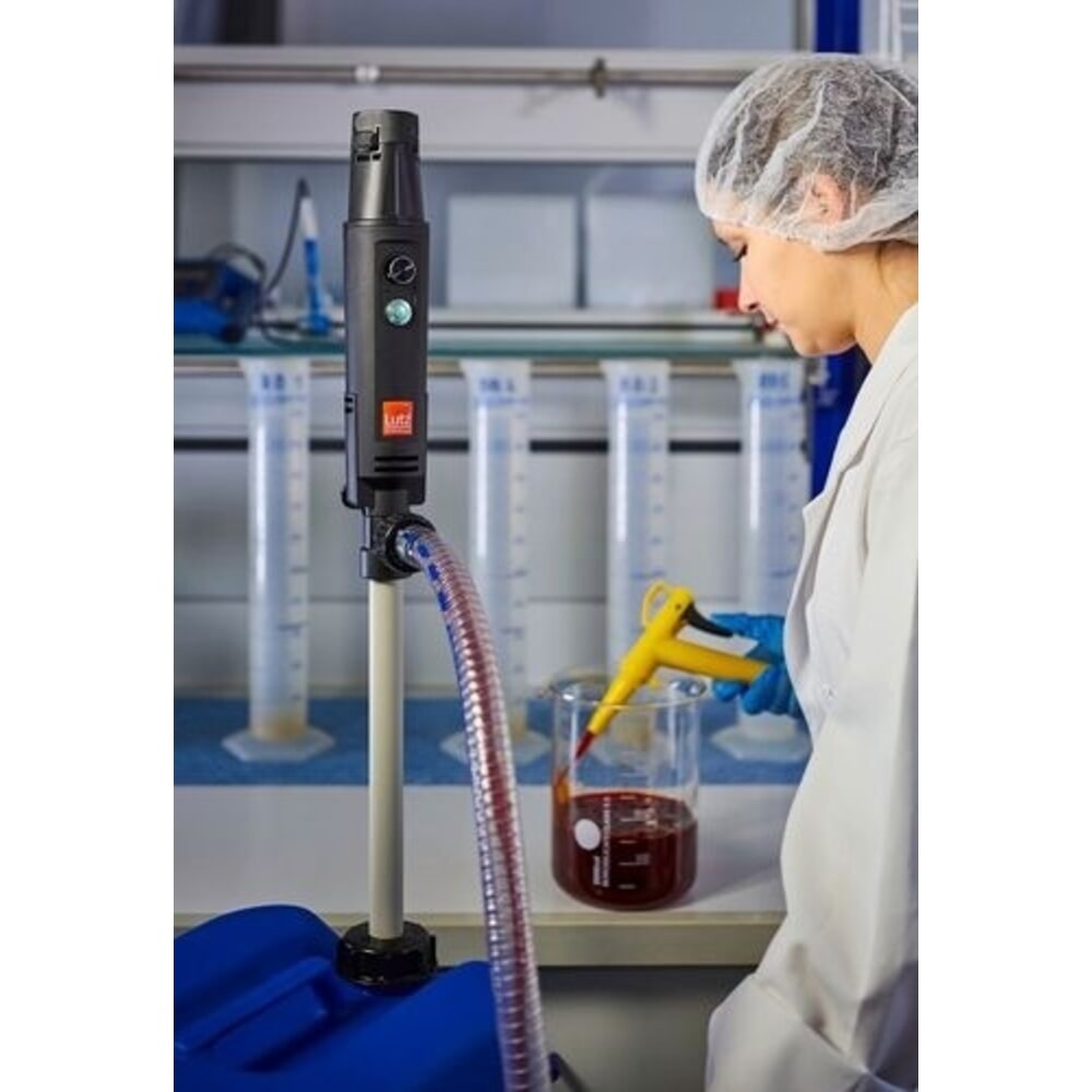 Número de imagen del producto 2: Denios bomba para bidón con batería recargable de polipropileno, manguera de 1,5 m, espita, 75 W, profundidad de inmersión 500 mm