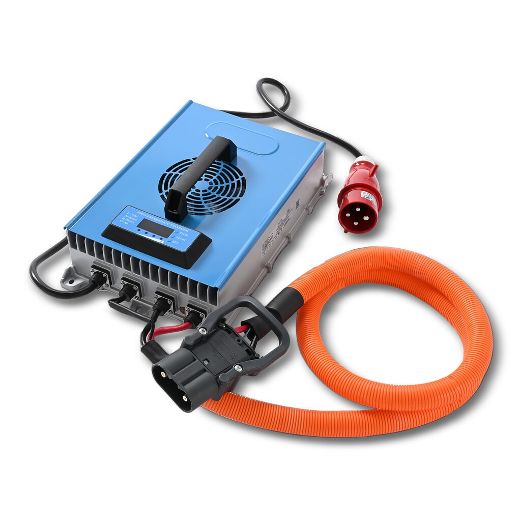 Cargador externo D400, 80 V, 60 A, CEE rojo 32 A, 4 pines - 3P+E para apilador eléctrico AntOn by Jungheinrich CBH 2.0 Imagen del producto: Cargador externo D400, 80 V, 60 A, CEE rojo 32 A, 4 pines - 3P+E para apilador eléctrico AntOn by Jungheinrich CBH 2.0
