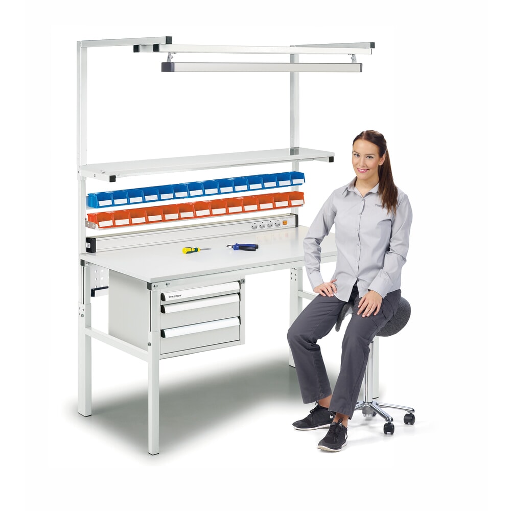 Número de imagen del producto 5: Mesa de trabajo TRESTON con estante elevado, ajustable en altura, CC 300 kg, AxF 1.500 x 700 mm