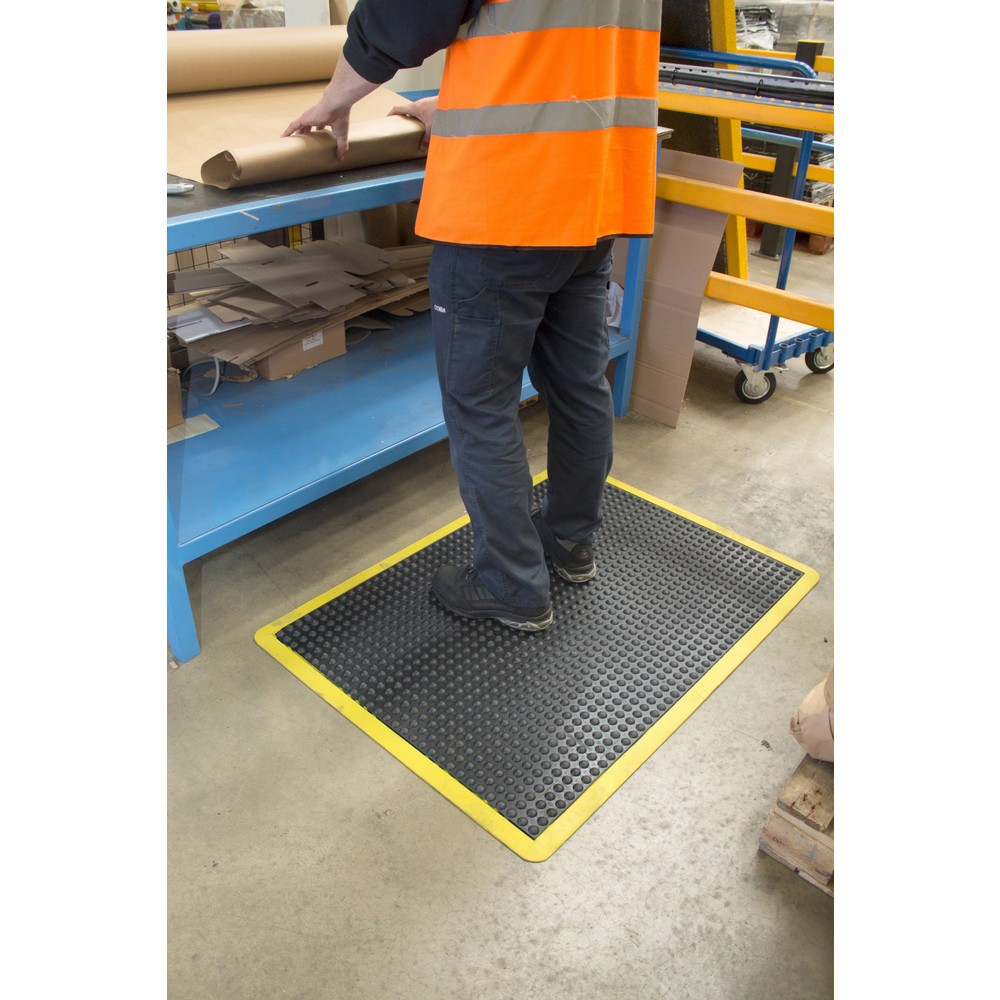 Número de imagen del producto 3: COBA Alfombrilla antifatiga Bubblemat Safety, An x Fo 600 x 900 mm, negra/amarilla