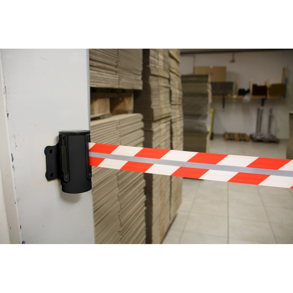 Número de imagen del producto 3: Estuche de cinta GLW 25-J REFLECTO, de RS-GUIDESYSTEMS®, montaje en la pared, longitud 4 m, anchura 50 mm, carcasa negra, cinta roja/blanca