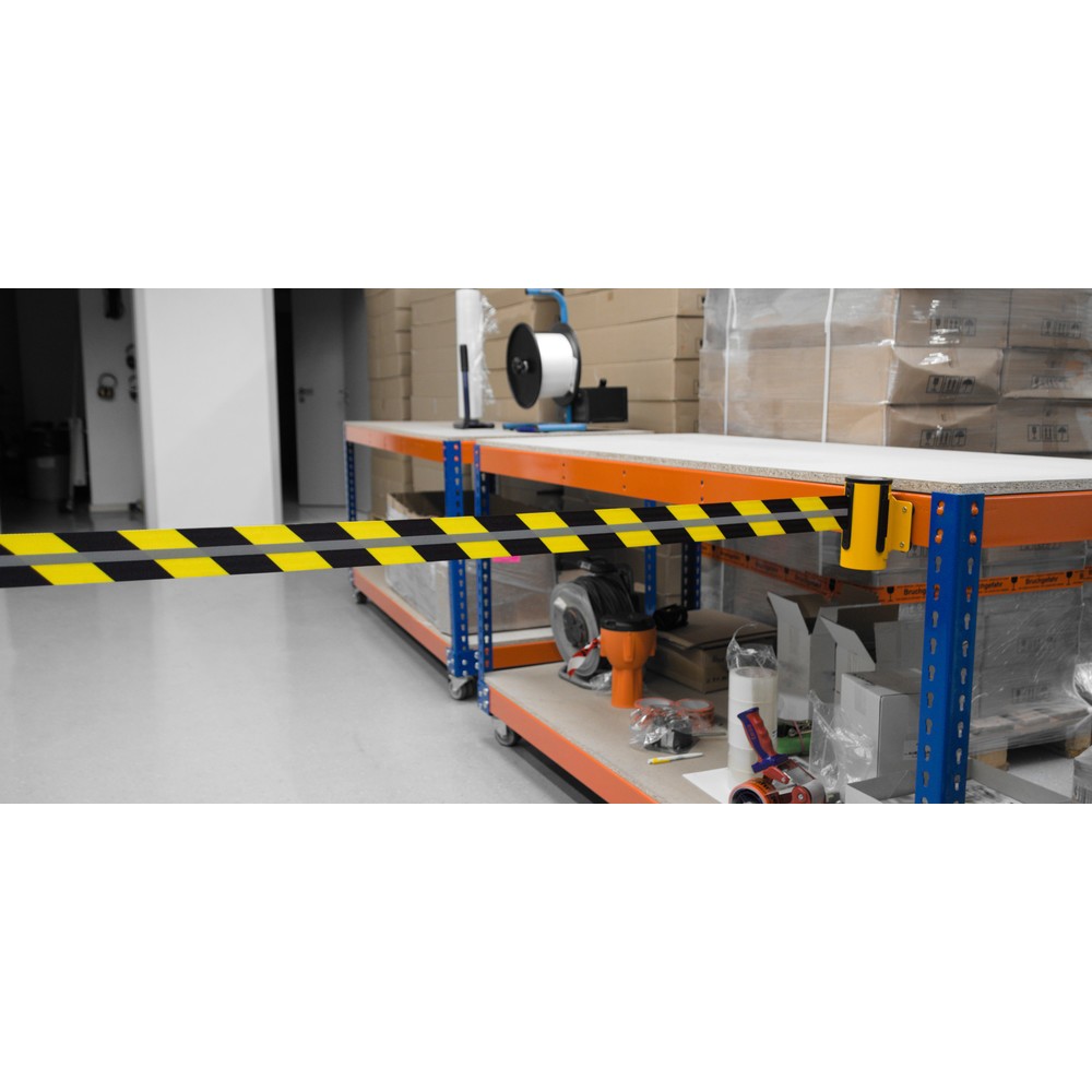 Número de imagen del producto 3: Estuche de cinta GLW 45-E REFLECTO, de RS-GUIDESYSTEMS®, longitud 2,3 m, anchura 50 mm, carcasa amarilla, cinta negra/amarilla