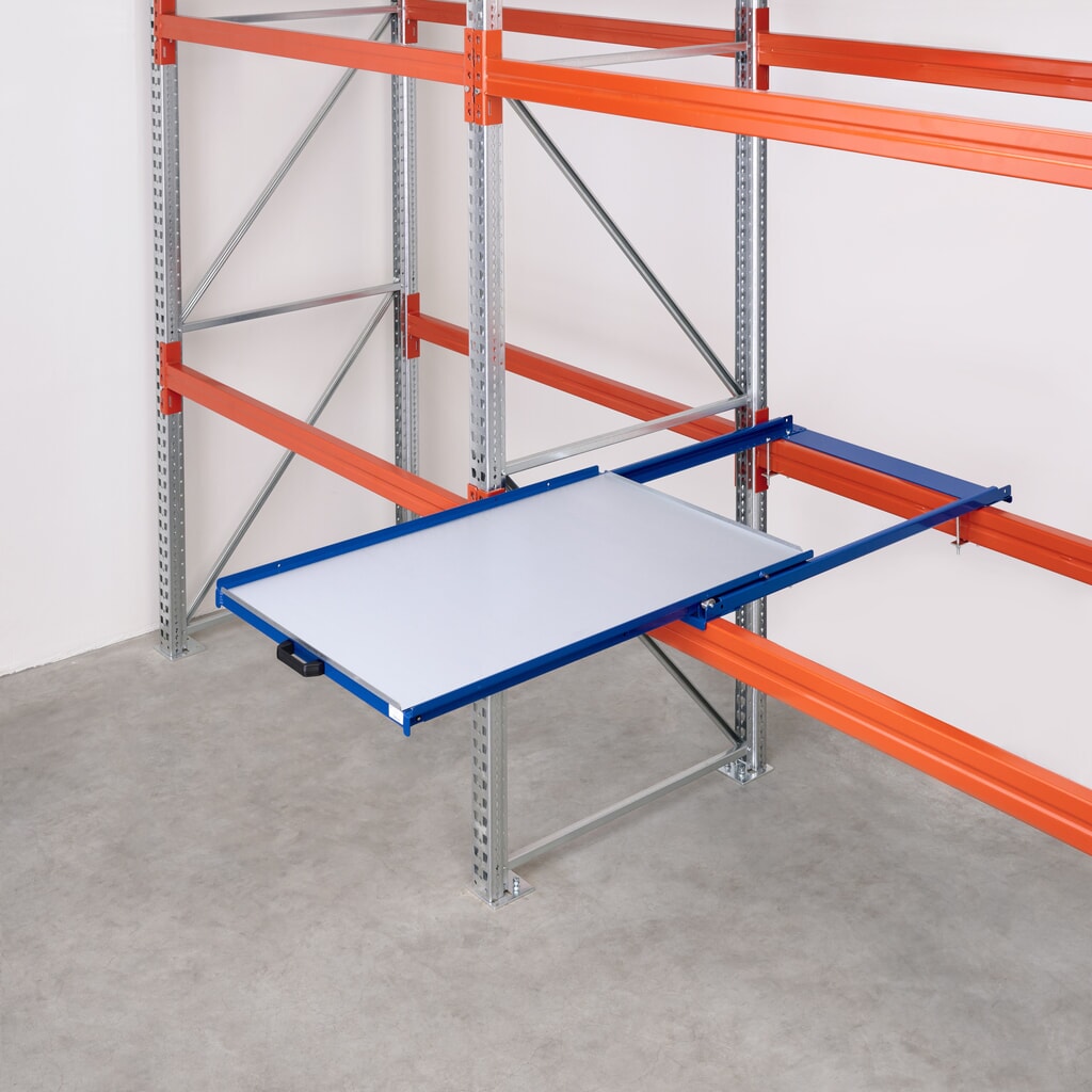 Extractor de palets con estante de acero, capacidad de carga 200 kg, profundidad de extracción 70 % Número de imagen del producto 3: Extractor de palets con estante de acero, capacidad de carga 200 kg, profundidad de extracción 70 %