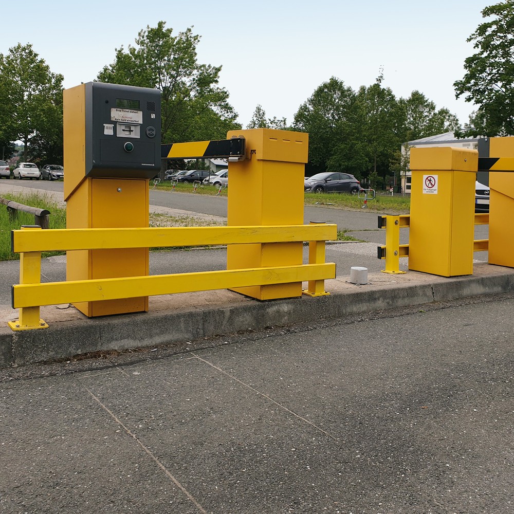 Número de imagen del producto 2: Placas protectoras de perfil en C, aplicación en exteriores, galvanizadas + revestimiento plástico, longitud 2.000 mm