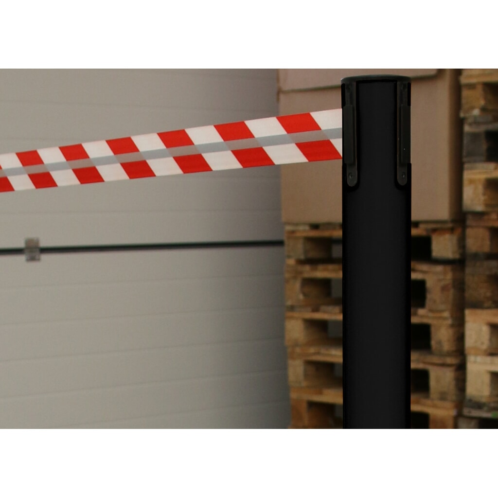 Poste para acordonar con cinta GLA 45-J REFLECTO, de RS-GUIDESYSTEMS®, longitud 3,5 m, anchura 50 mm, Poste negro, cinta roja/blanca Número de imagen del producto 3: Poste para acordonar con cinta GLA 45-J REFLECTO, de RS-GUIDESYSTEMS®, longitud 3,5 m, anchura 50 mm, Poste negro, cinta roja/blanca