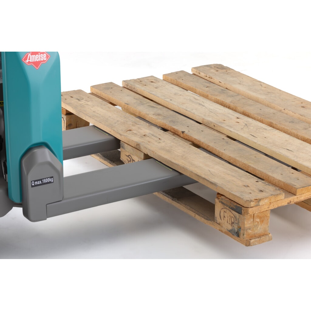 Transpaleta eléctrica Ameise® PTE 1.6, capacidad de carga 1.600 kg, longitud de horquilla 1.150 mm Número de imagen del producto 2: Transpaleta eléctrica Ameise® PTE 1.6, capacidad de carga 1.600 kg, longitud de horquilla 1.150 mm