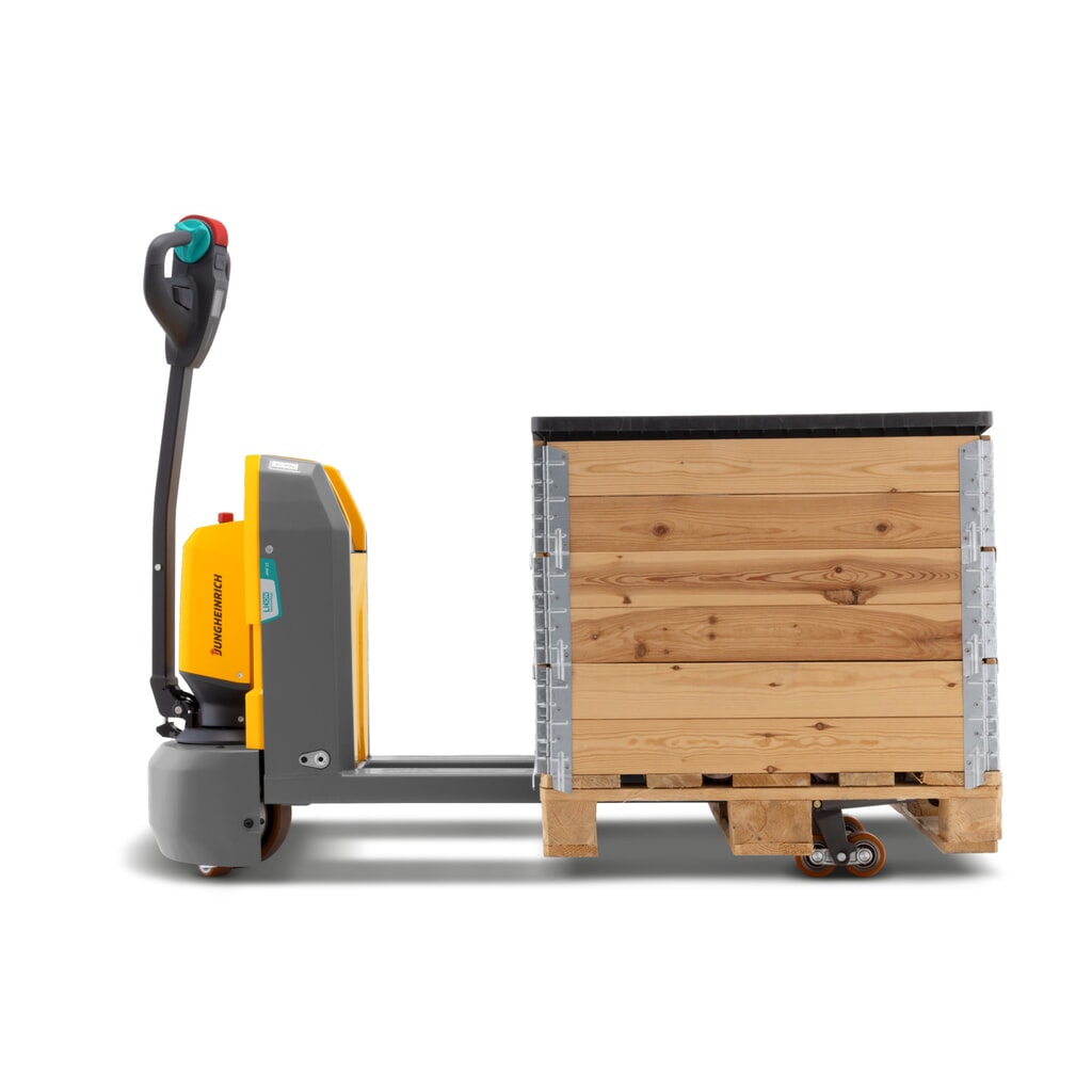 Transpaleta eléctrica Jungheinrich AME 15, capacidad de carga 1.500 kg, longitud de horquilla 1.150 mm, ancho de horquilla especial 670 mm, rodillos en tándem Número de imagen del producto 5: Transpaleta eléctrica Jungheinrich AME 15, capacidad de carga 1.500 kg, longitud de horquilla 1.150 mm, ancho de horquilla especial 670 mm, rodillos en tándem