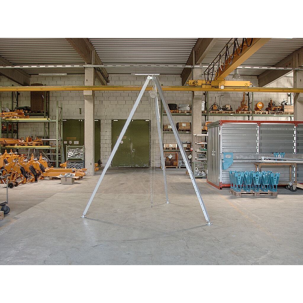 Imagen del producto: Triángulo de aluminio D-503, longitud de columna mín. /máx. 1.760/3.000 mm, capacidad de carga 500 kg