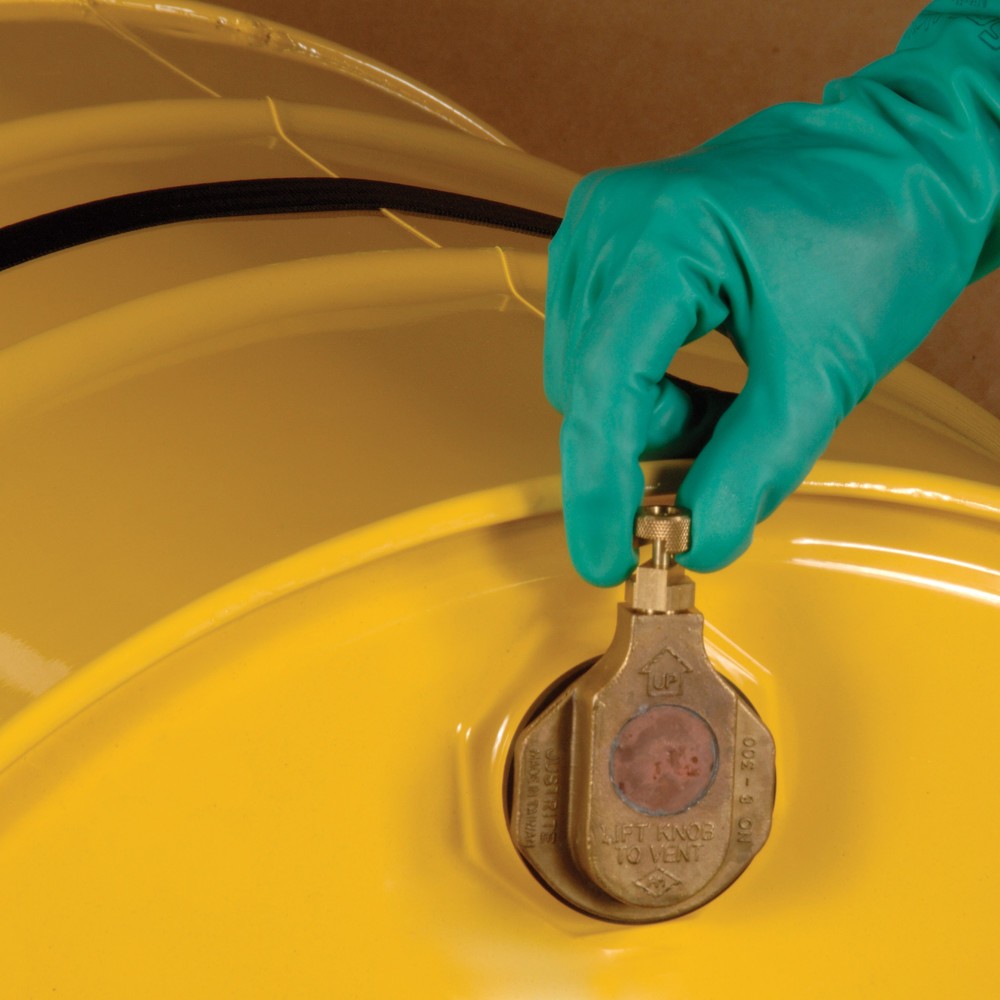 Número de imagen del producto 2: Purgador de barril de seguridad horizontal de latón Justrite para aplicaciones a base de aceite